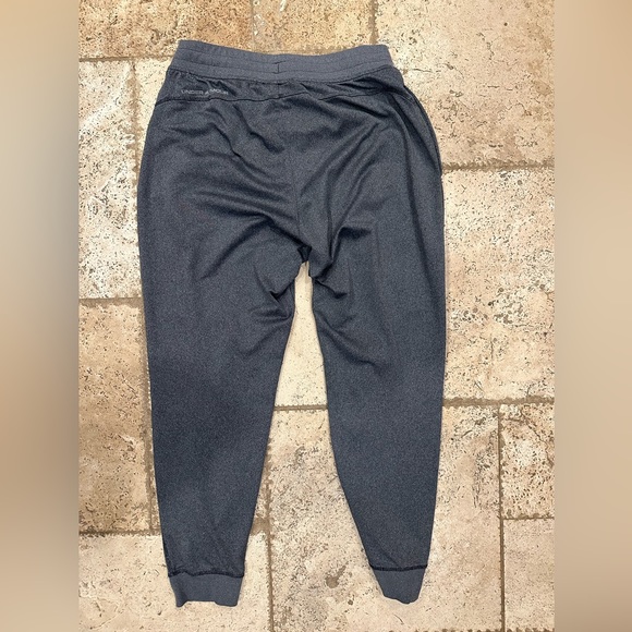 Under Armour Men’s Grey Loose Cold Gear Jogger Pants Large - Picture 2 of 8